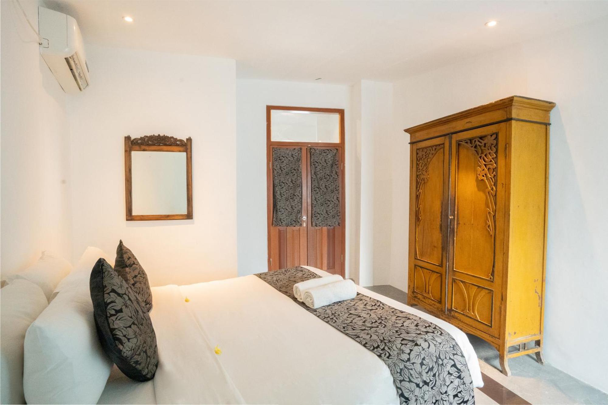 Villa Etnik Seminyak Exteriör bild