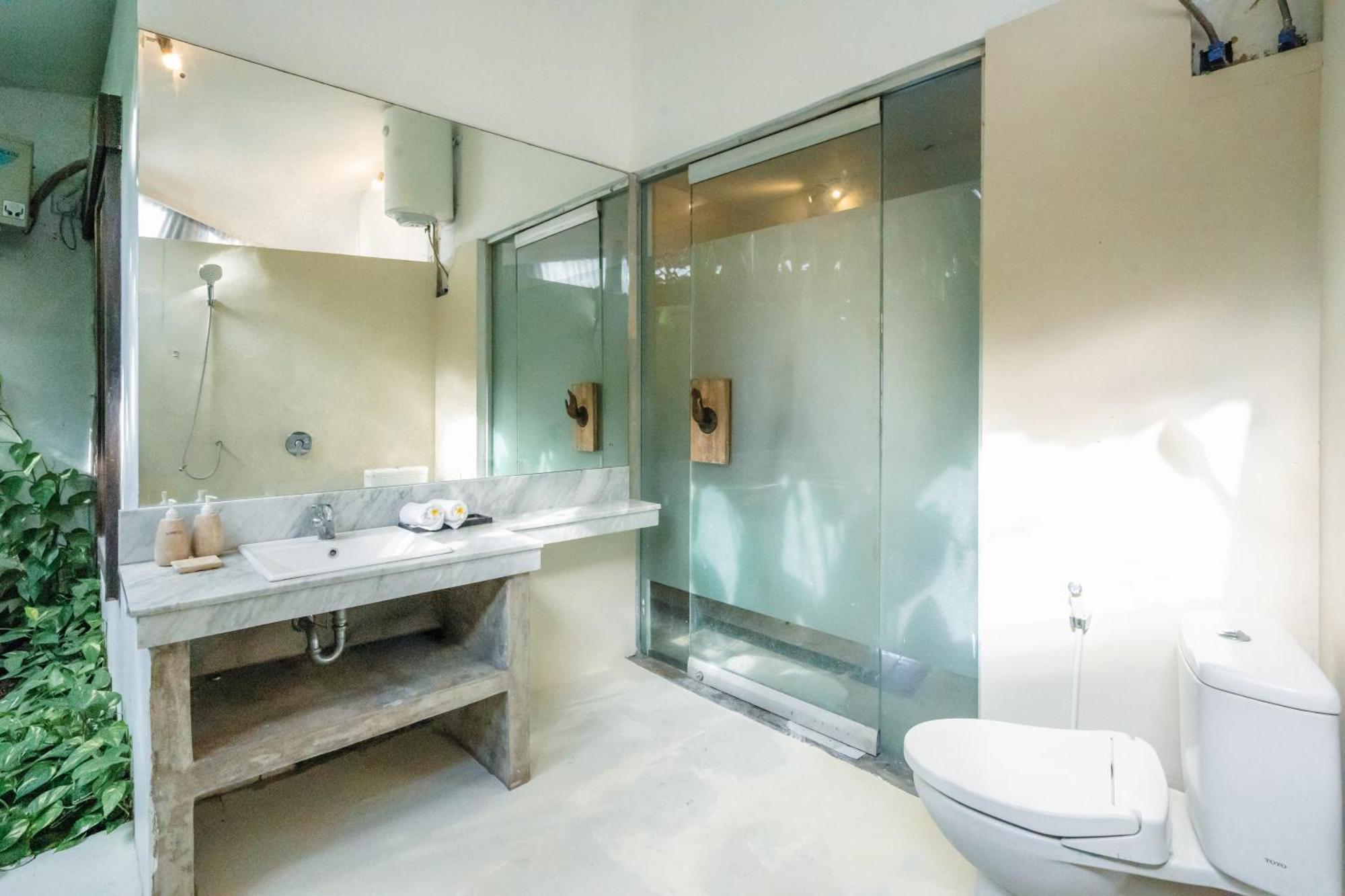 Villa Etnik Seminyak Exteriör bild